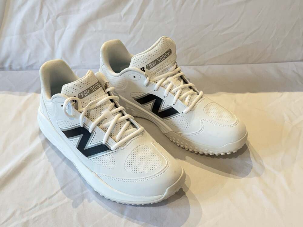 New Balance Fresh Foam 3000v7 Turf-Trainer Baseball Shoes